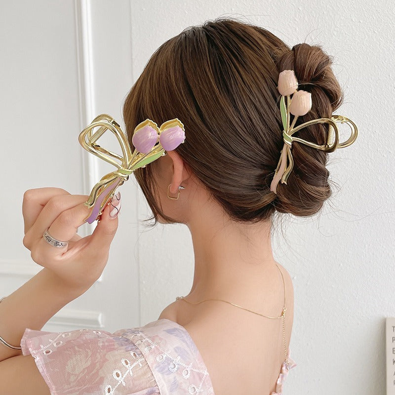 Elegant Tulip Claw Clip - Stylish Hair Accessory for Thick Hair